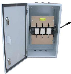 Ящик силовой ЯБПВУ-ЯС-250-1-У3 IP54 с встроенными в него блоками  «предохранитель-выключатель» предназначен для нечастых включен